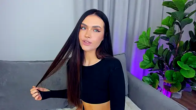 Snapshot of sexyangeloux chatting on 09-19-25, 08:31 sexyangeloux online show from 09-19-25, 08:31