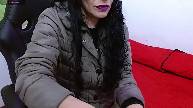 AlexandraJones  online show from 10-20-25, 03:07