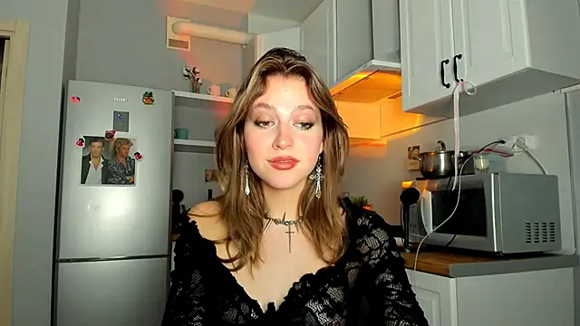 Niky  Jess online show from 02-13-25, 10:55