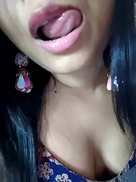 Snapshot of deepu_urs chatting on 10-30-25, 04:19 deepu urs online show from 10-30-25, 04:19