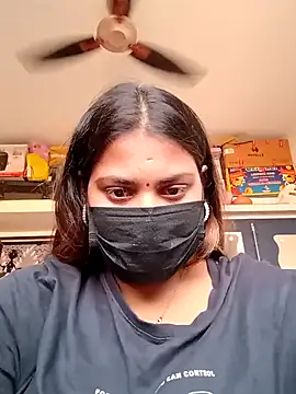 Snapshot of Hotmilfxox chatting on 01-07-25, 11:37 Hotmilfxox online show from 01-07-25, 11:37