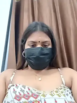 Snapshot of Hotmilfxox chatting on 01-19-25, 01:12 Hotmilfxox online show from 01-19-25, 01:12