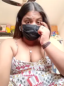 Snapshot of Hotmilfxox chatting on 01-20-25, 09:46 Hotmilfxox online show from 01-20-25, 09:46