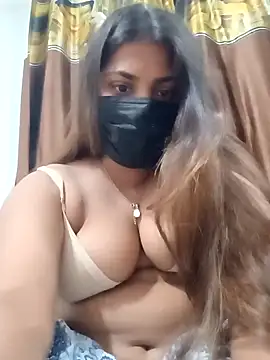 Snapshot of Hotmilfxox chatting on 01-22-25, 01:42 Hotmilfxox online show from 01-22-25, 01:42