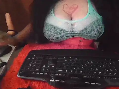 JulieJoe  online show from 11-12-25, 05:30