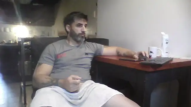 ozzypsico13 online show from 11-06-25, 02:40