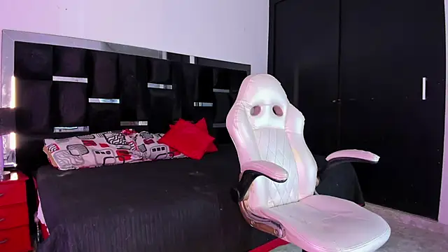 Tasha Sant online show from 11-05-25, 07:58