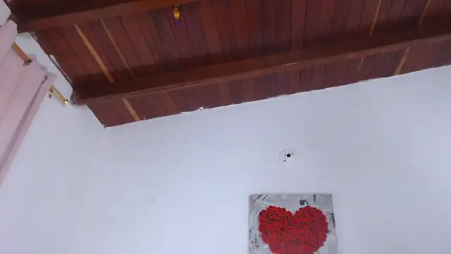 Amara Red online show from 11-12-25, 11:32