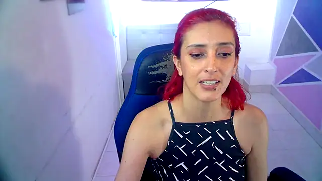 Snapshot of Ruby_Your_Milf chatting on 01-15-25, 02:27 Ruby Your Milf online show from 01-15-25, 02:27