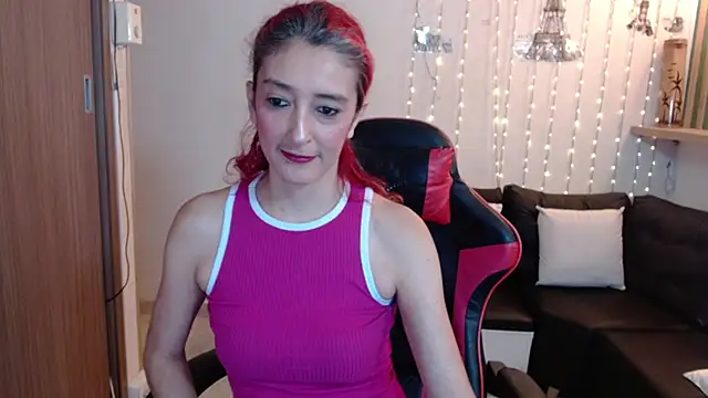 Snapshot of Ruby_Your_Milf chatting on 12-15-25, 07:18 Ruby Your Milf online show from 12-15-25, 07:18