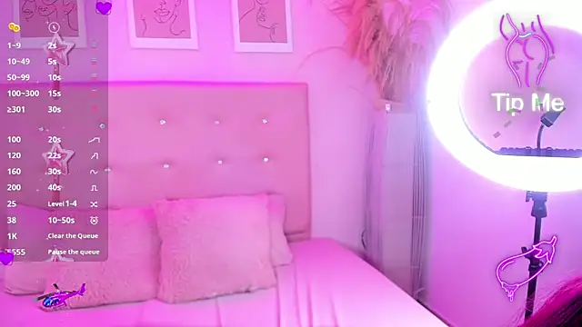 Snapshot of EIMY_BRIGHT chatting on 10-08-25, 01:31 EIMY BRIGHT online show from 10-08-25, 01:31