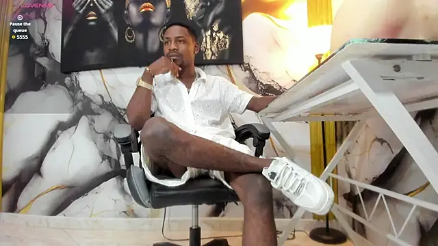 Thomas shelbys online show from 12-19-25, 03:35