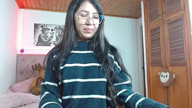 tifanny-squirt online show from 10-10-25, 01:43