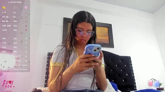 Vahiolet smith online show from 11-20-25, 03:07