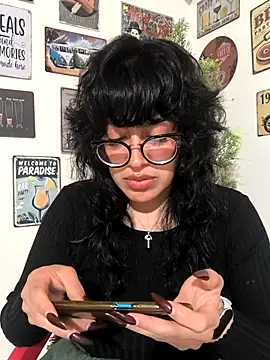 Snapshot of Fun_Everywhere chatting on 10-10-25, 09:36 Fun Everywhere online show from 10-10-25, 09:36