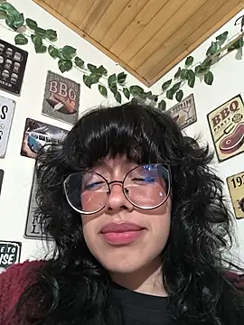 Snapshot of Fun_Everywhere chatting on 11-25-25, 11:27 Fun Everywhere online show from 11-25-25, 11:27