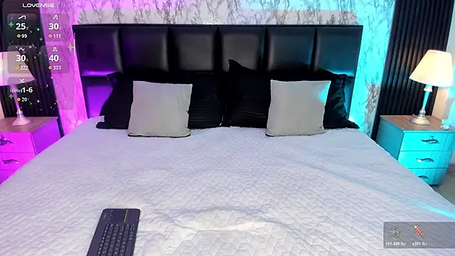 SpicyAmelia online show from 11-12-25, 01:11