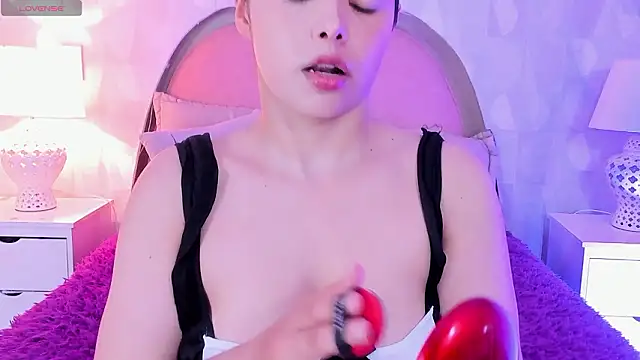 Snapshot of angeline_teen chatting on 03-18-26, 12:19 angeline teen online show from 03-18-26, 12:19