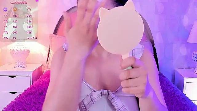 Snapshot of angeline_teen chatting on 03-19-26, 12:20 angeline teen online show from 03-19-26, 12:20