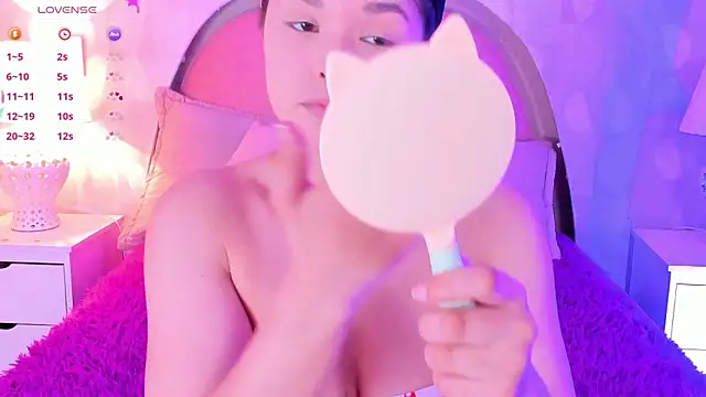 Snapshot of angeline_teen chatting on 03-30-26, 12:17 angeline teen online show from 03-30-26, 12:17