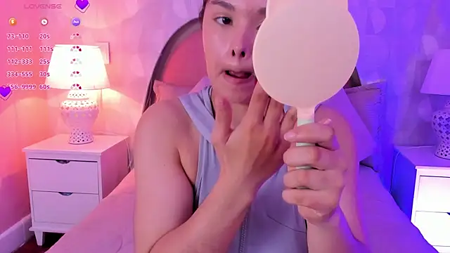 Snapshot of angeline_teen chatting on 04-16-26, 12:39 angeline teen online show from 04-16-26, 12:39