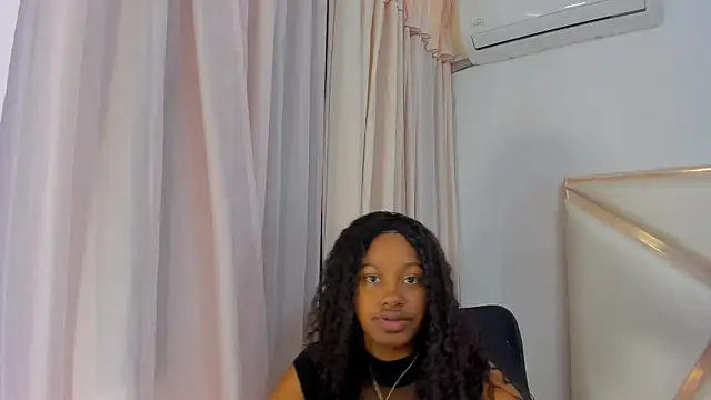 Snapshot of StormiHills chatting on 10-13-25, 03:23 StormiHills online show from 10-13-25, 03:23