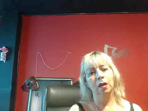 KLOE PIELL online show from 03-02-26, 07:54