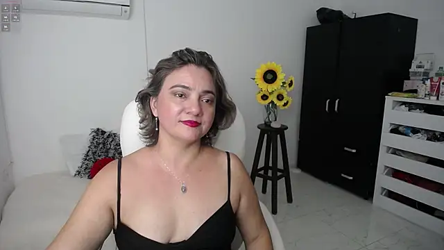 Ghada milf online show from 03-07-25, 01:31