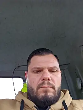 Snapshot of Rocky_ktm31 chatting on 12-15-25, 12:31 Rocky ktm31 online show from 12-15-25, 12:31