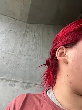 Snapshot of MiaLujan_ chatting on 11-29-25, 12:19 MiaLujan online show from 11-29-25, 12:19