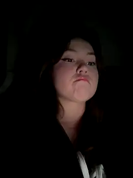 Peachy Dream online show from 10-07-25, 06:05