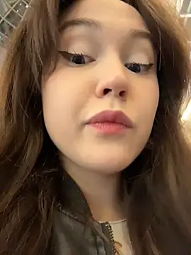 Peachy Dream online show from 11-21-25, 03:33