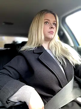 Love Bri online show from 10-11-25, 10:25