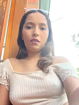 Snapshot of Penelope-Hot chatting on 11-10-25, 09:25 Penelope-Hot online show from 11-10-25, 09:25