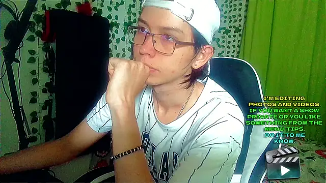 Andy gray online show from 10-14-25, 02:40