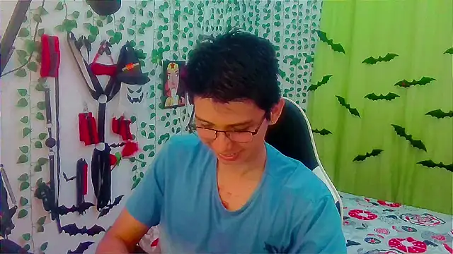 Andy gray online show from 11-09-25, 12:36