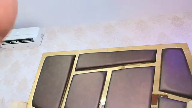 Snapshot of BellahColucci chatting on 01-14-25, 01:47 BellahColucci online show from 01-14-25, 01:47