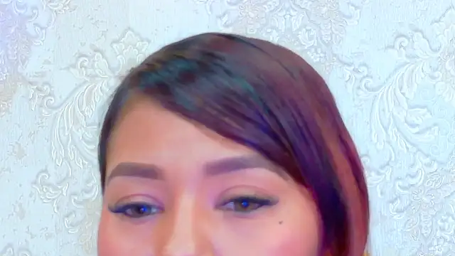 Snapshot of BellahColucci chatting on 10-07-25, 02:14 BellahColucci online show from 10-07-25, 02:14