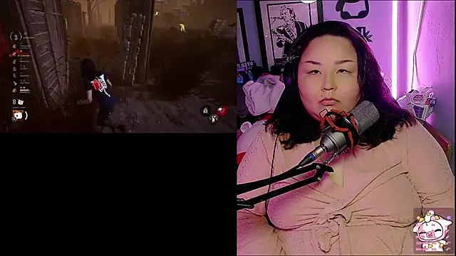 Snapshot of EmGreens chatting on 02-25-25, 09:09 EmGreens online show from 02-25-25, 09:09