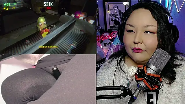 Snapshot of EmGreens chatting on 03-08-25, 06:21 EmGreens online show from 03-08-25, 06:21