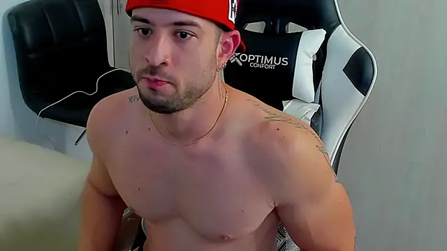 Snapshot of dafboy1 chatting on 11-03-25, 01:12 dafboy1 online show from 11-03-25, 01:12