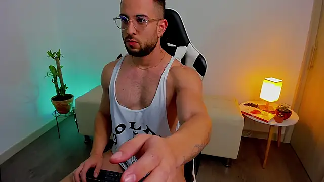 Snapshot of dafboy1 chatting on 12-02-25, 02:56 dafboy1 online show from 12-02-25, 02:56