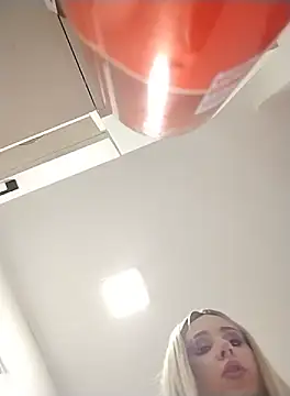 AdelinaJude online show from 10-12-25, 07:24