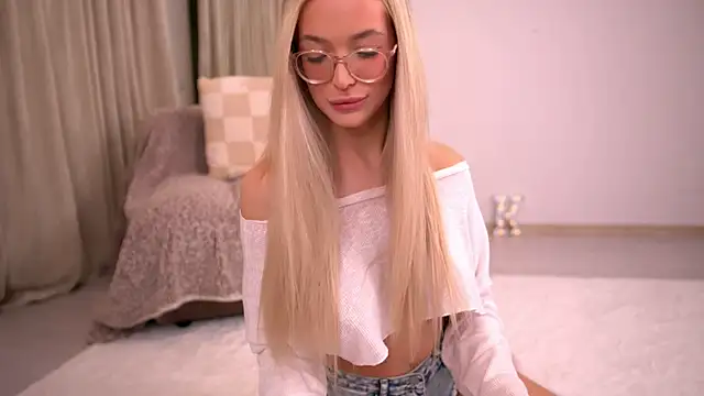 KylieJoyce online show from 02-07-26, 09:29