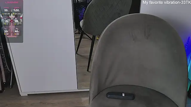 ValBae online show from 12-27-24, 10:48
