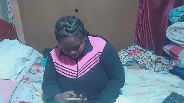 jjannakinky online show from 10-24-25, 01:57