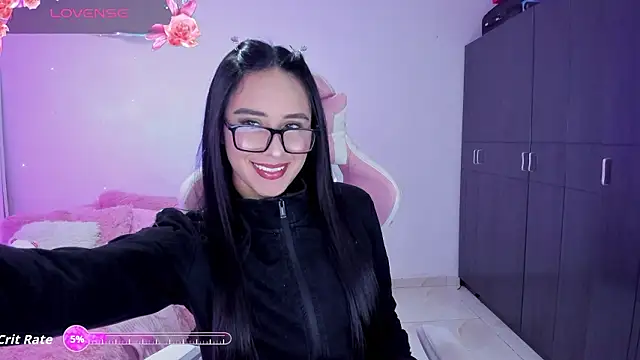 Snapshot of Tinylottie chatting on 02-04-26, 01:44 Tinylottie online show from 02-04-26, 01:44