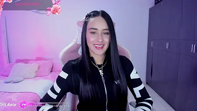 Snapshot of Tinylottie chatting on 02-13-26, 02:18 Tinylottie online show from 02-13-26, 02:18