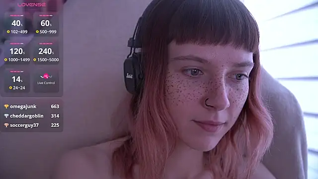 Snapshot of juliapie chatting on 02-20-25, 11:09 juliapie online show from 02-20-25, 11:09