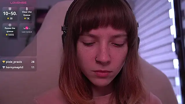 Snapshot of juliapie chatting on 09-30-25, 07:35 juliapie online show from 09-30-25, 07:35